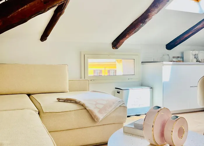 Pasubio Luxury Boutique Apartment *